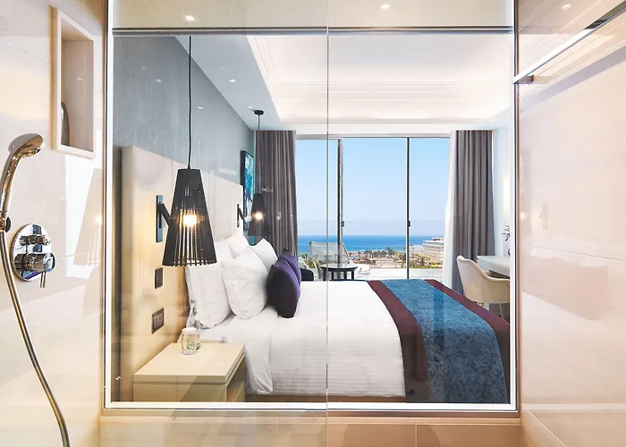 Amanti, Madefortwo - (adults Only) 5*