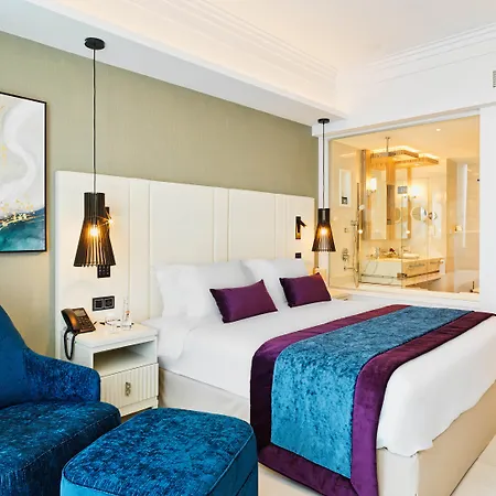 Amanti, Madefortwo - (adults Only) ホテル アヤナパ