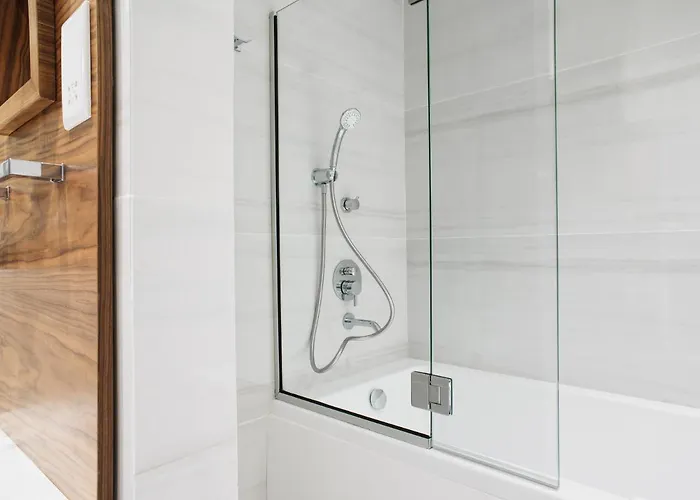 Amanti, Madefortwo - (adults Only)